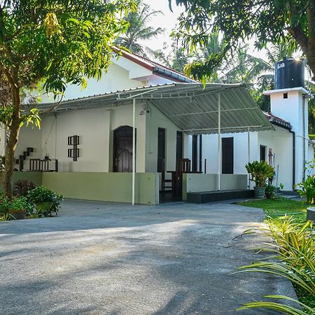 Coconut Villa آروغام المظهر الخارجي الصورة