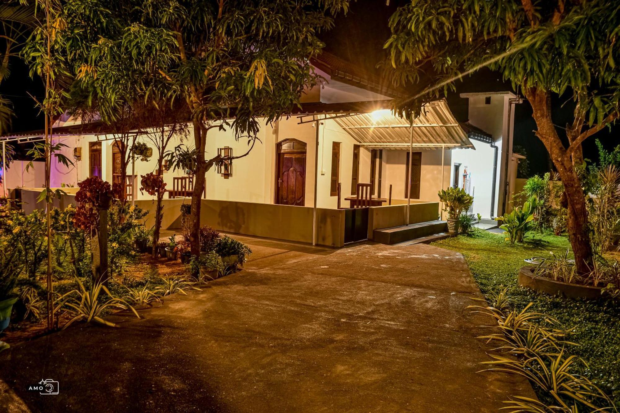 Coconut Villa آروغام المظهر الخارجي الصورة